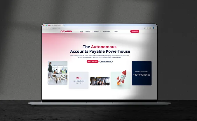 Laptop met de homepage van Cevinio: ‘The Autonomous Accounts Payable Powerhouse’, met opvallende tekst en afbeeldingen over automatisering en internationale dienstverlening